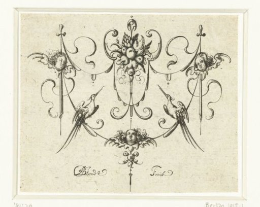 Double garland with three cherubs