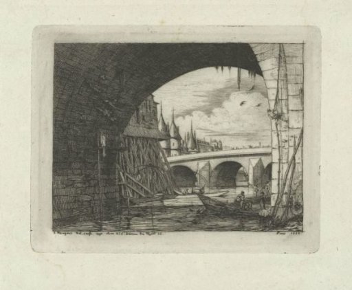 Arch of the Pont Notre-Dame in Paris