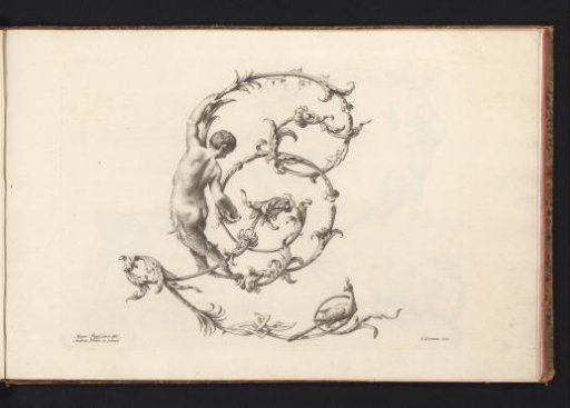 Ornamental letter Q
