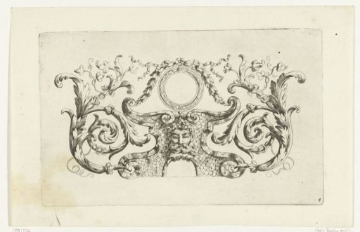 Frise with an empty round medallion above a cartouche with a mask