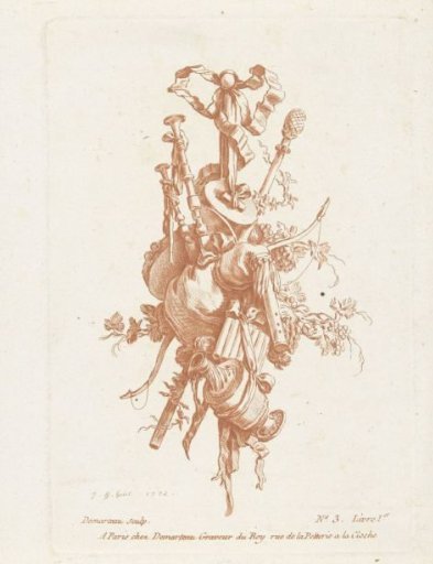 Trophy with musical instruments