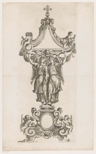 Monstrance with two angels