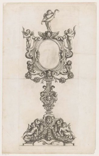Monstrance with five putti