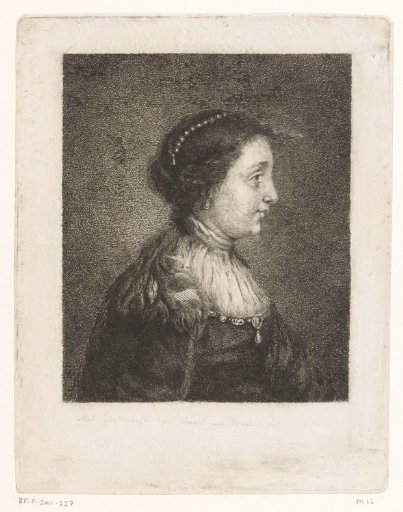 Bust of a woman with pearls in her hair