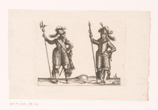 Halberdier and pikeman