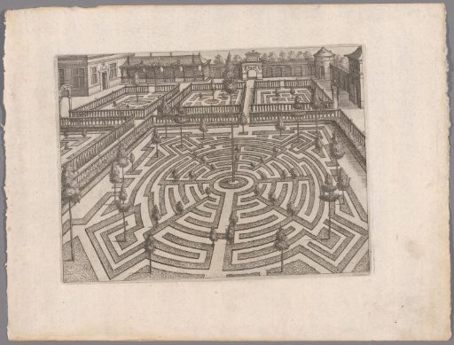 Garden with round parterre and four smaller beds