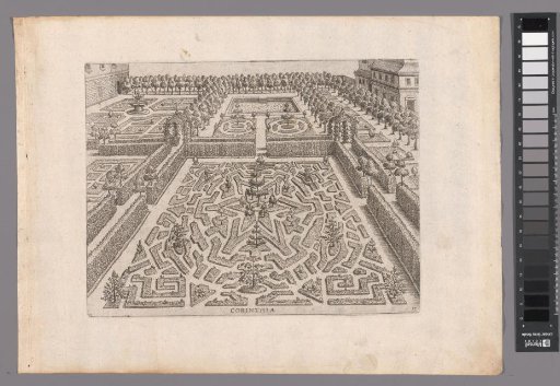 Garden with a parterre with a star-shaped compartment in the center