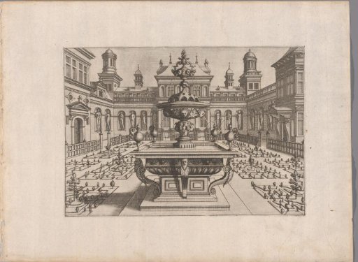 Courtyard of a palace with statues in wall niches on the façade