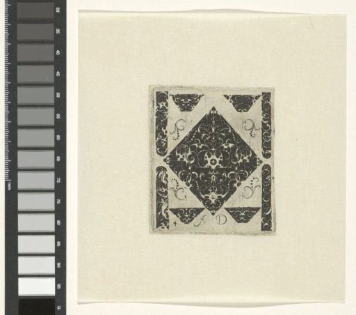 Vertical design for gold- and silversmiths' work with abstract patterns