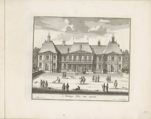 Honselaarsdijk Palace seen from the front