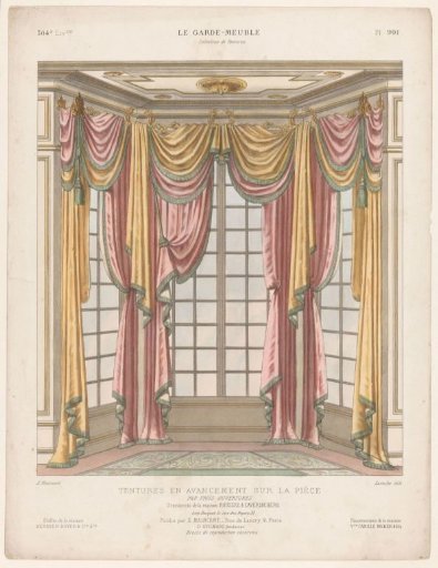 Window arrangement with curtains