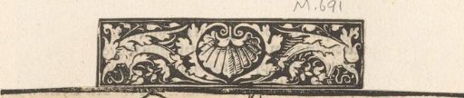 Shell and ornaments with leaf motif