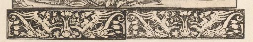 Two sphinxes and ornaments with leaf motifs