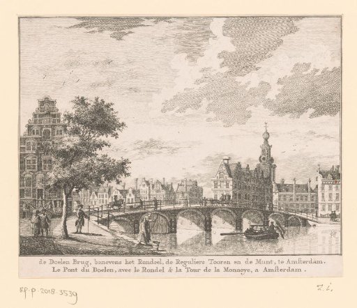 View of the Doelenbrug, Munttoren and the Munt in Amsterdam