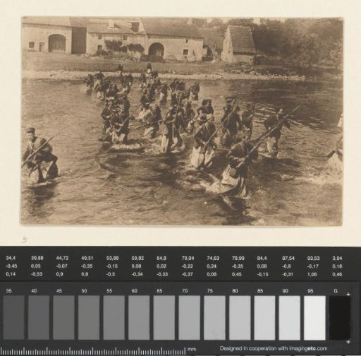 Algerian tirailleurs, elite troops, especially feared by the Germans for their terrible bayonet charges