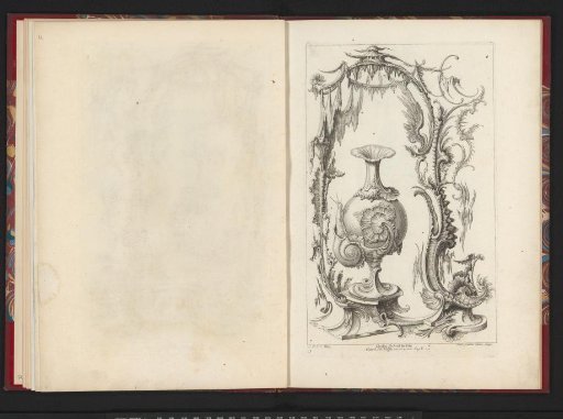 Vase with snail