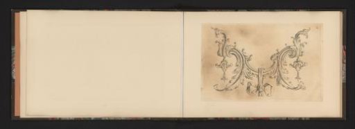 Ornamental decoration with a bow