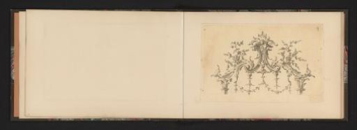Ornamental decoration with leaves