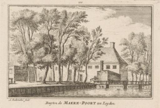 View of the bridge at the Marepoort in Leiden