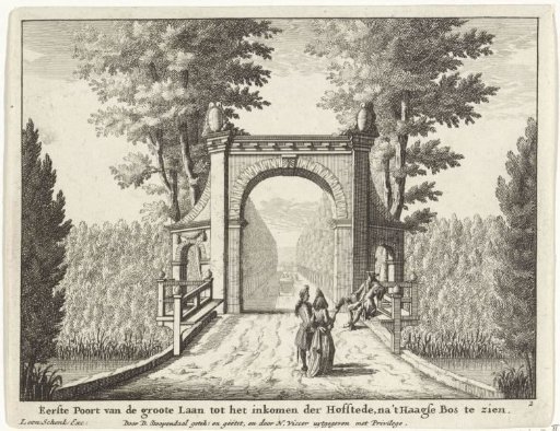 First gate of the main avenue on Clingendael Estate