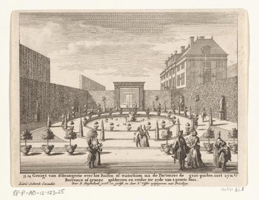 View of the round pond on Clingendael Estate
