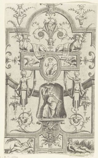 Flat decoration with grotesques, with Ceres in the center
