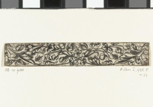 Two Leaf Scrolls