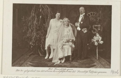 Portrait of Wilhelmina, Queen of the Netherlands, Hendrik of Mecklenburg-Schwerin, and Juliana, Queen of the Netherlands