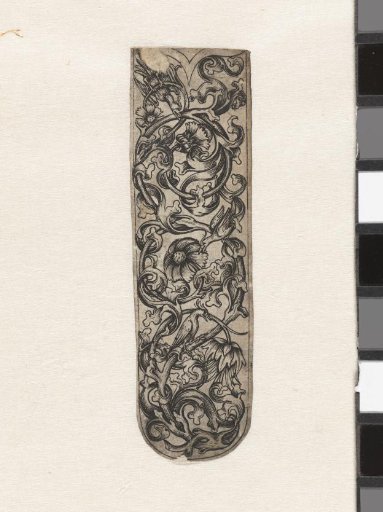 Vine scroll ornament with three birds