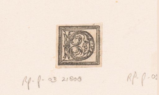 Letter D: Ornament with the Moon