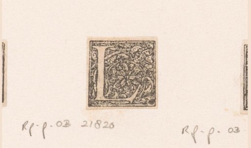 Letter L: Vine Ornament