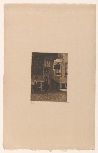 Two women in the Krom Boomsloot in Amsterdam