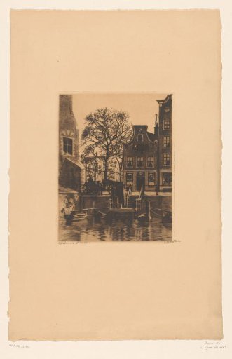 Sluice at the Montelbaanstoren in Amsterdam