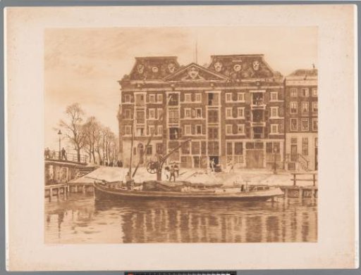 View of the facade of the warehouse of the Dutch West India Company seen from Oudeschans