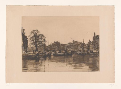 View from the Waalseilandsgracht of the Bantammerbrug in Amsterdam