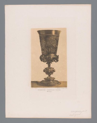 Gilded drinking cup from the sixteenth century