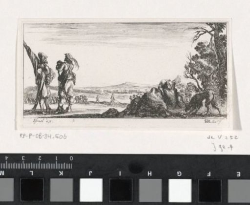 Left two talking soldiers, right a fallen horse