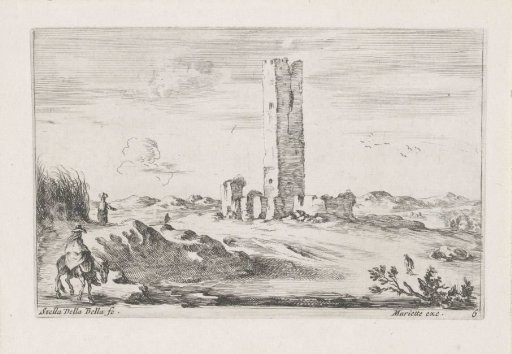 Ruin of a tower in a flat landscape