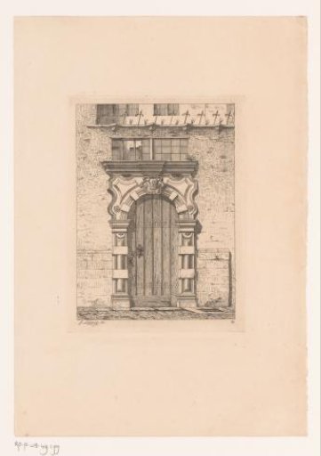 Gate in the Klaverstraat in Antwerp