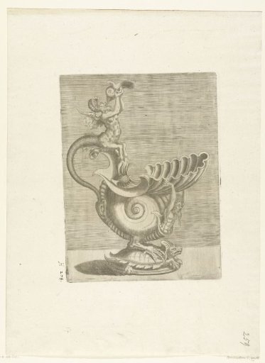 Snail-shaped vessel with a spout in shell form