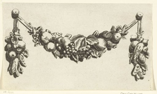 Festoon with a bunch of grapes in the center