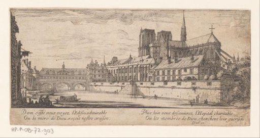 View of the bridge near the Hôtel-Dieu