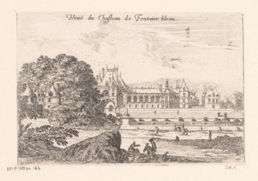 View of the Château of Fontainebleau