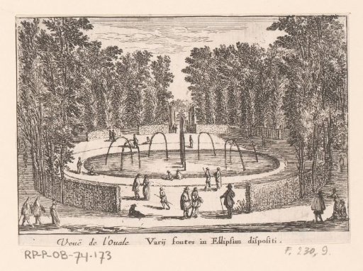 View of oval fountain