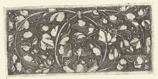 Two curved leaf scrolls, sprouting from a leaf at the bottom center