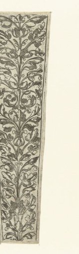 Handle of a Knife, Decorated with Leaf Scrolls