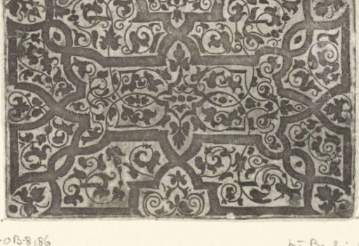 Flat decoration with broad black moresques