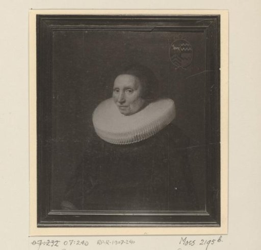 Photographic reproduction of a painted portrait of Margaretha van der Dussen