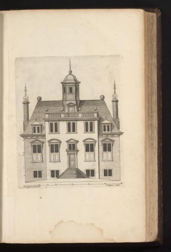Facade of the country house Elsenburch at Maarsseveen