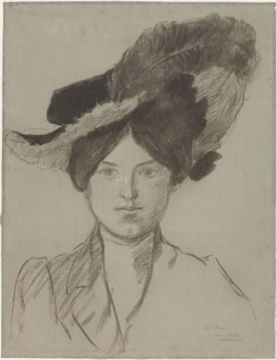 Portrait of a lady with a wide hat with feathers, seen from the front